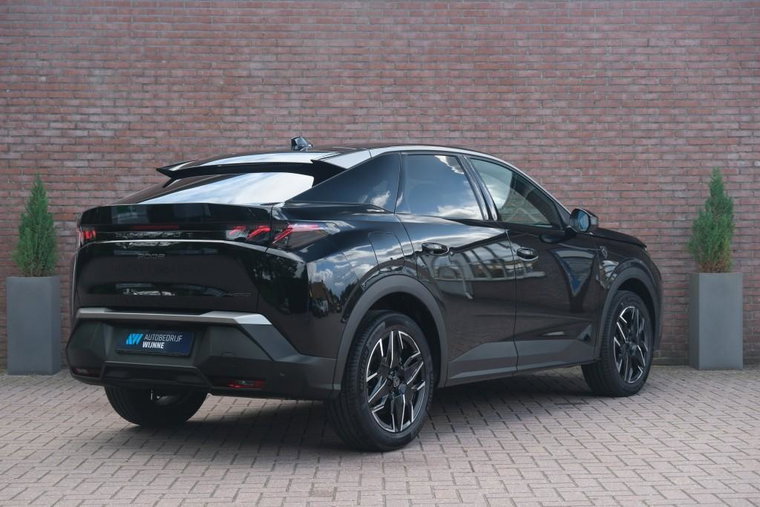 Vehicle Image 28