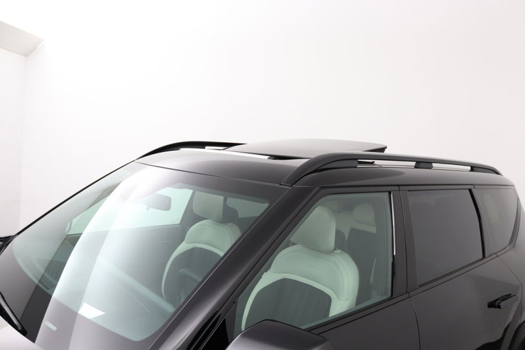 Vehicle Image 36