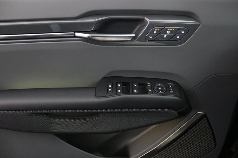 Vehicle Image 47