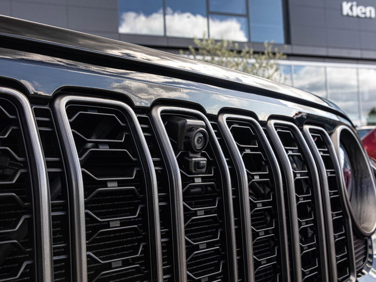 Vehicle Image 8