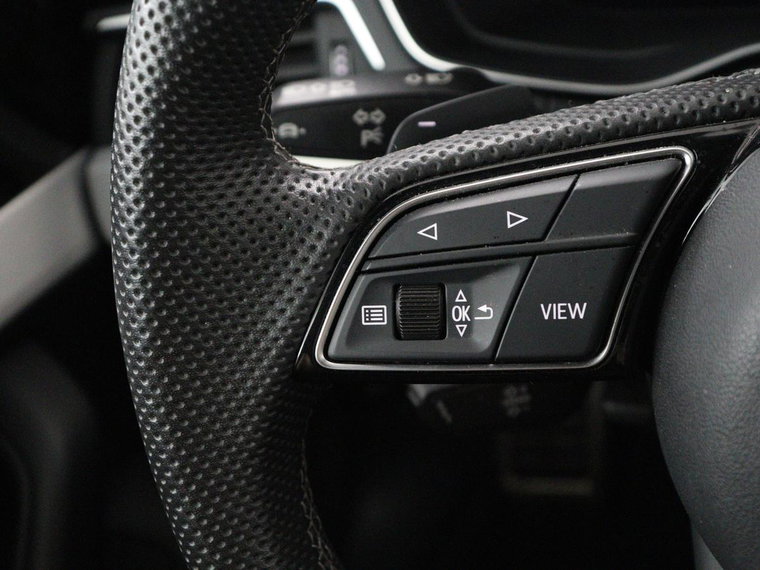 Vehicle Image 24