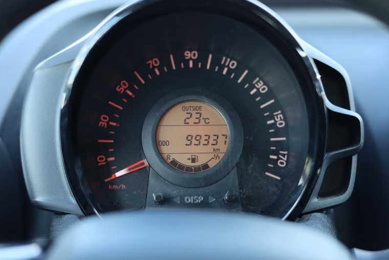 Vehicle Image 9