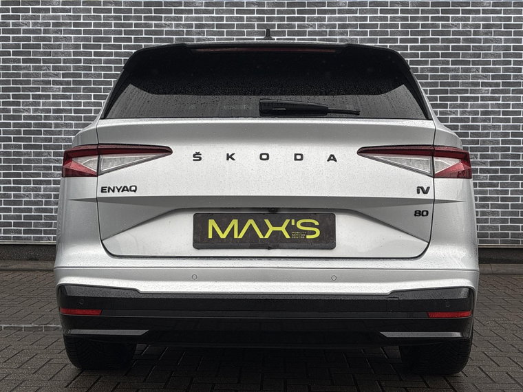 Vehicle Image 33