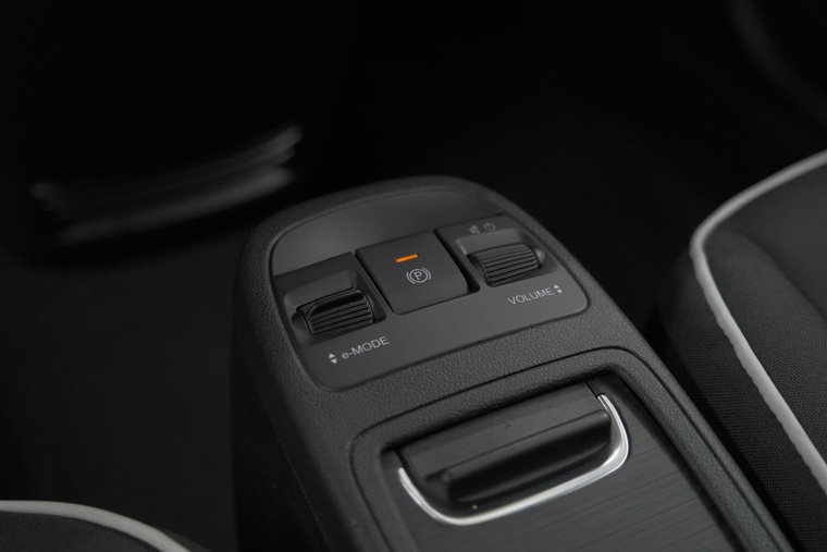 Vehicle Image 28