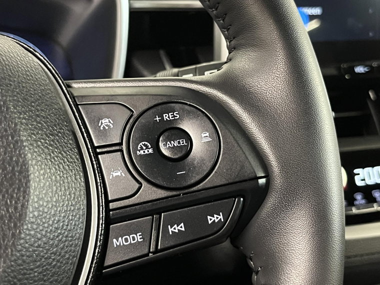 Vehicle Image 32
