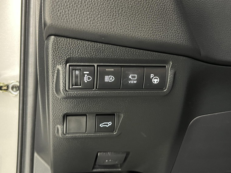 Vehicle Image 33