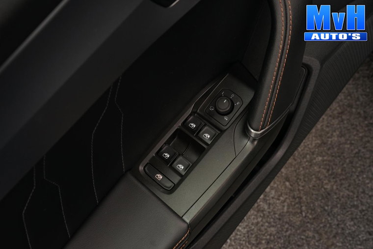 Vehicle Image 48