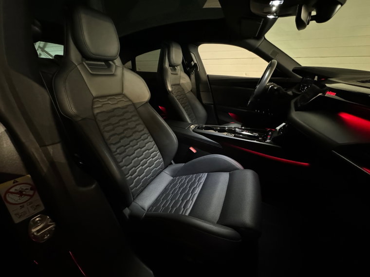 Vehicle Image 45
