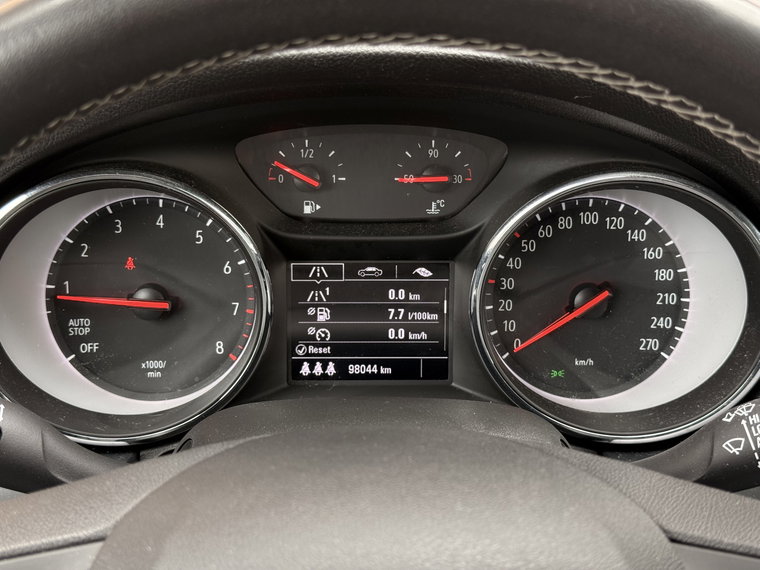 Vehicle Image 24