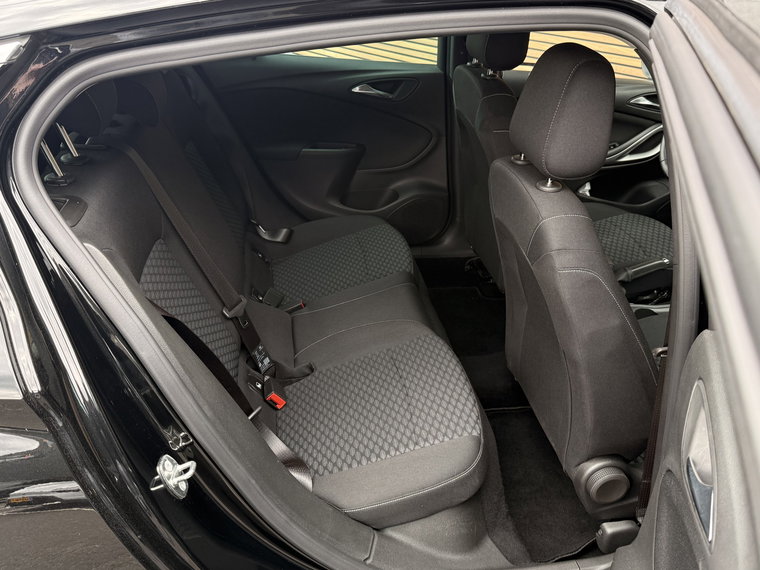Vehicle Image 41