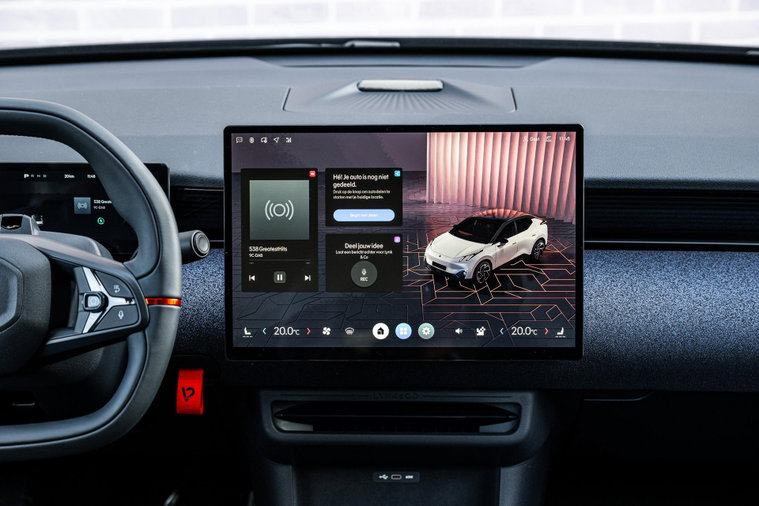Vehicle Image 11