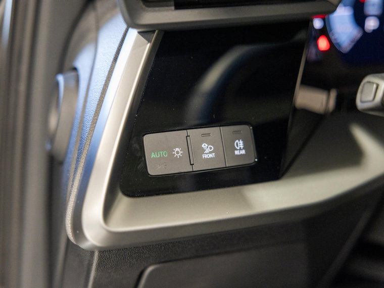 Vehicle Image 20
