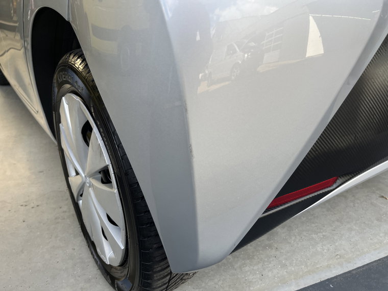 Vehicle Image 35