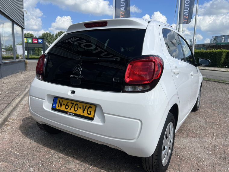 Vehicle Image 14