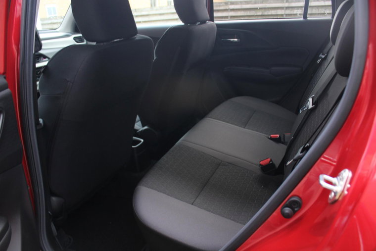 Vehicle Image 15