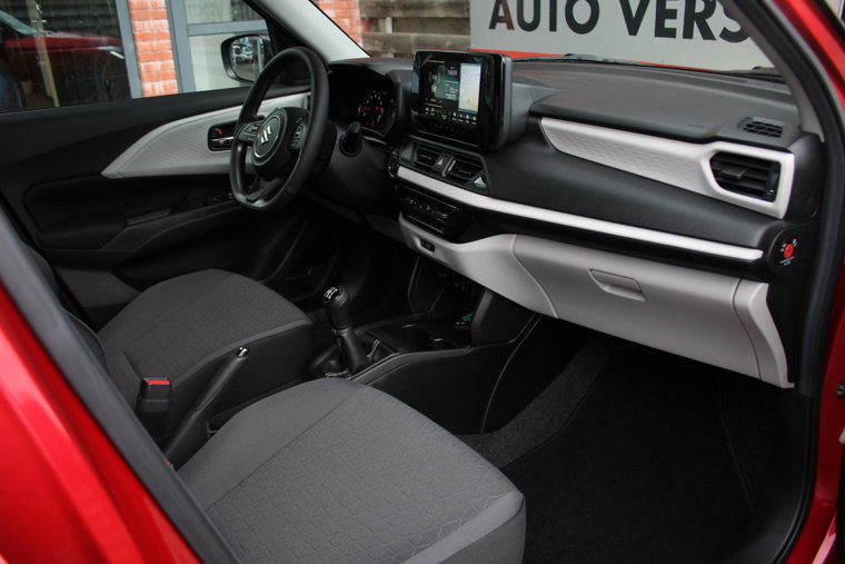 Vehicle Image 18