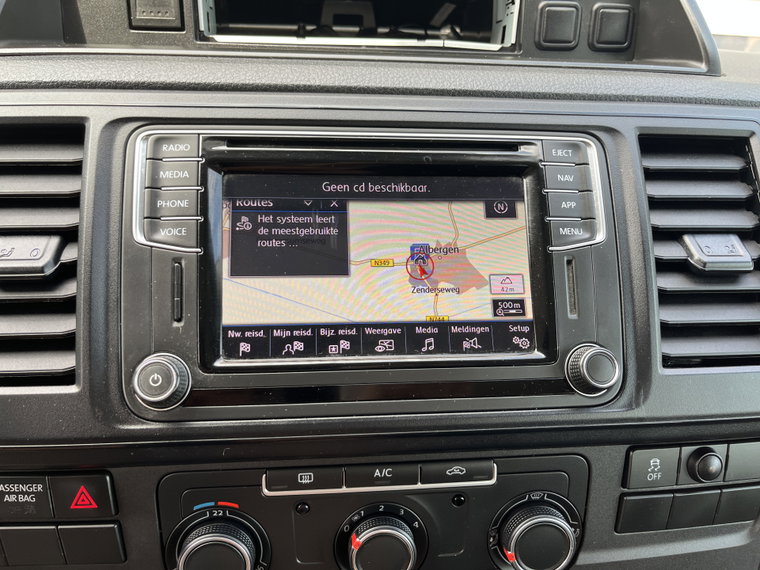 Vehicle Image 36