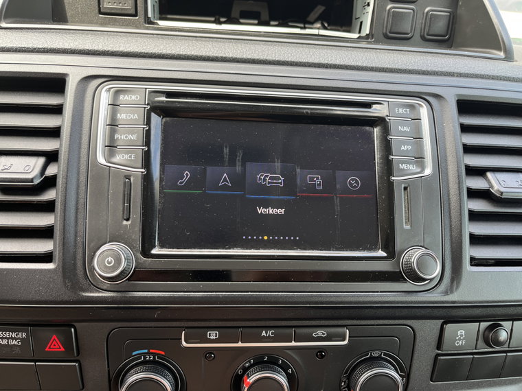 Vehicle Image 38