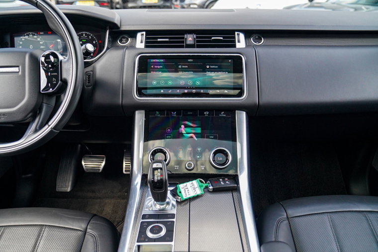 Vehicle Image 28