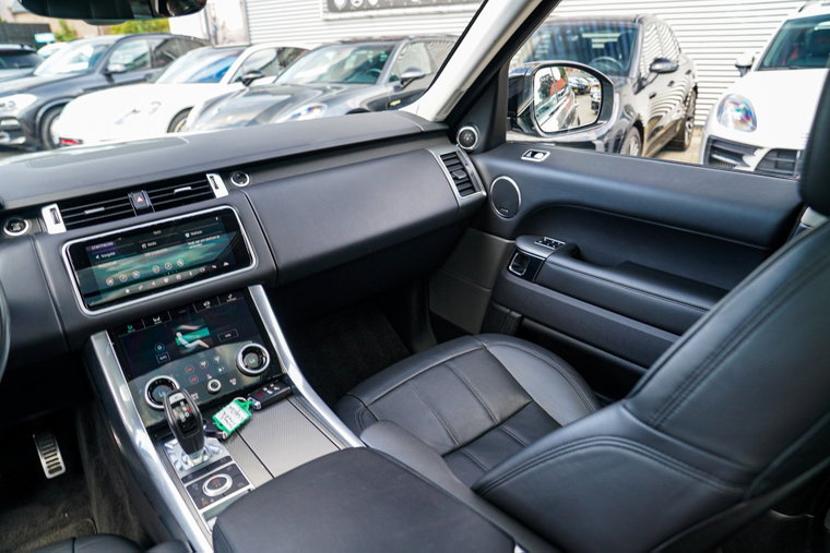 Vehicle Image 30