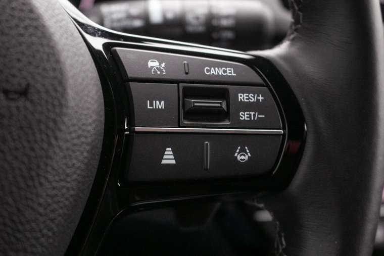 Vehicle Image 38