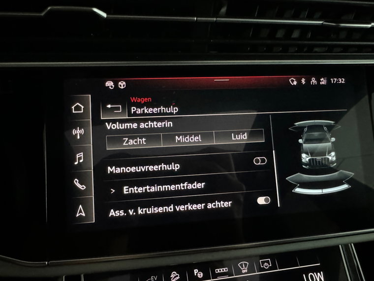 Vehicle Image 40