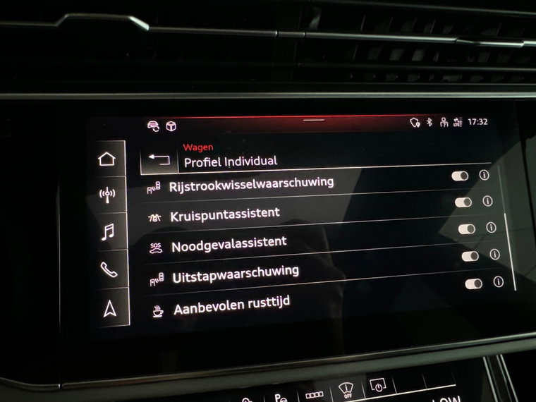Vehicle Image 42