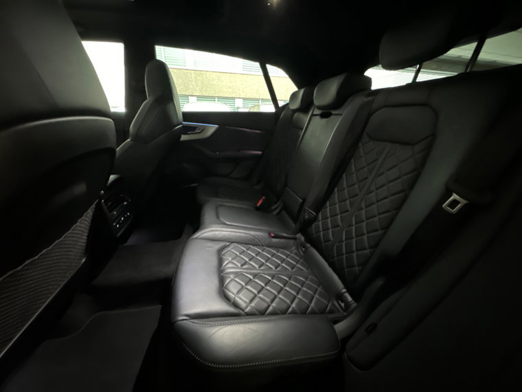 Vehicle Image 47