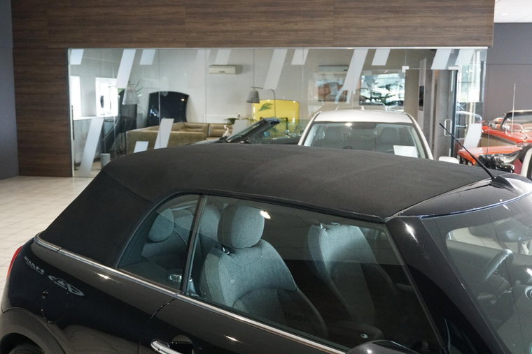 Vehicle Image 40