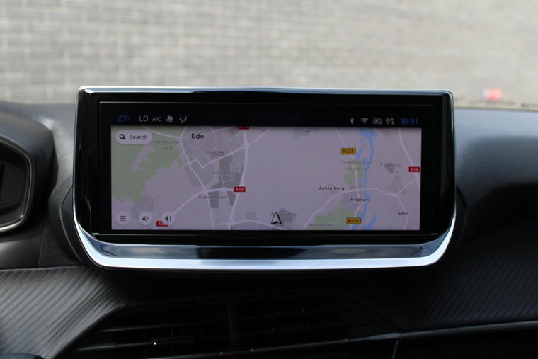Vehicle Image 19