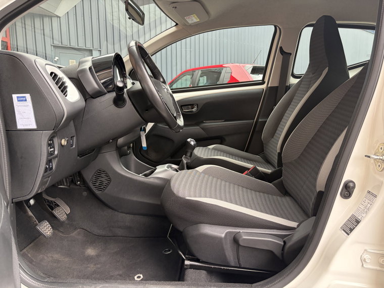 Vehicle Image 41