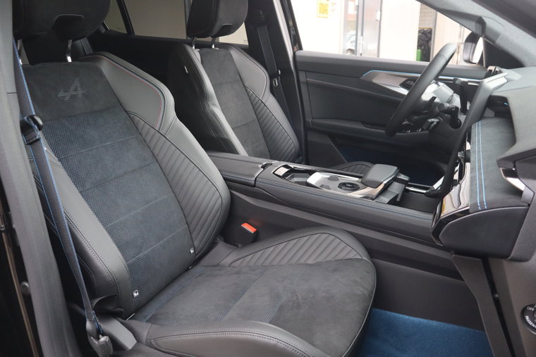 Vehicle Image 37
