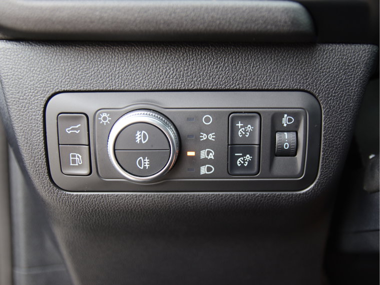 Vehicle Image 37