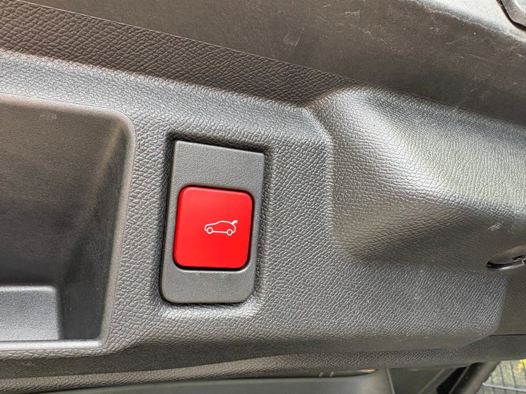 Vehicle Image 27