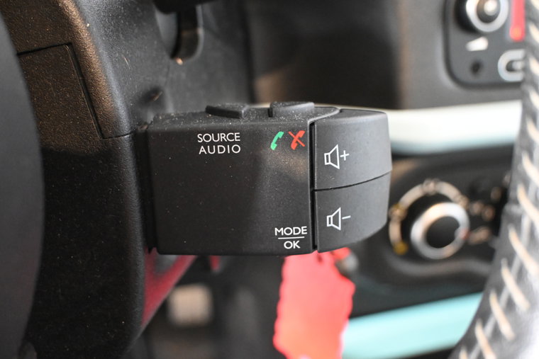Vehicle Image 37