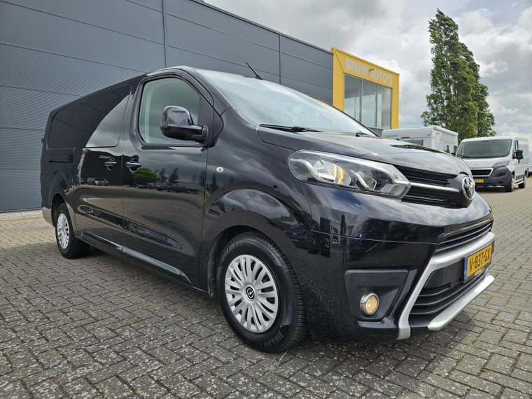 Vehicle Image 36