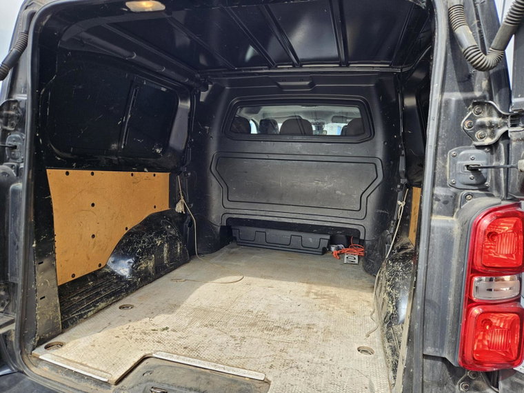Vehicle Image 39