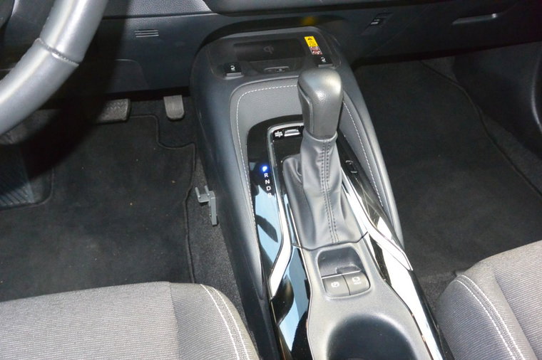 Vehicle Image 23
