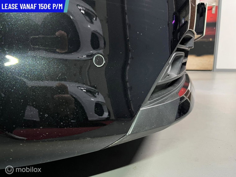 Vehicle Image 38