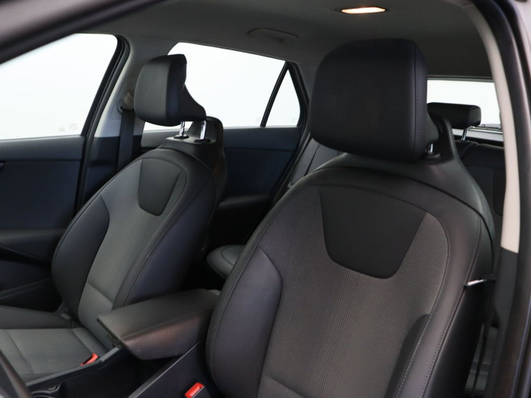 Vehicle Image 37