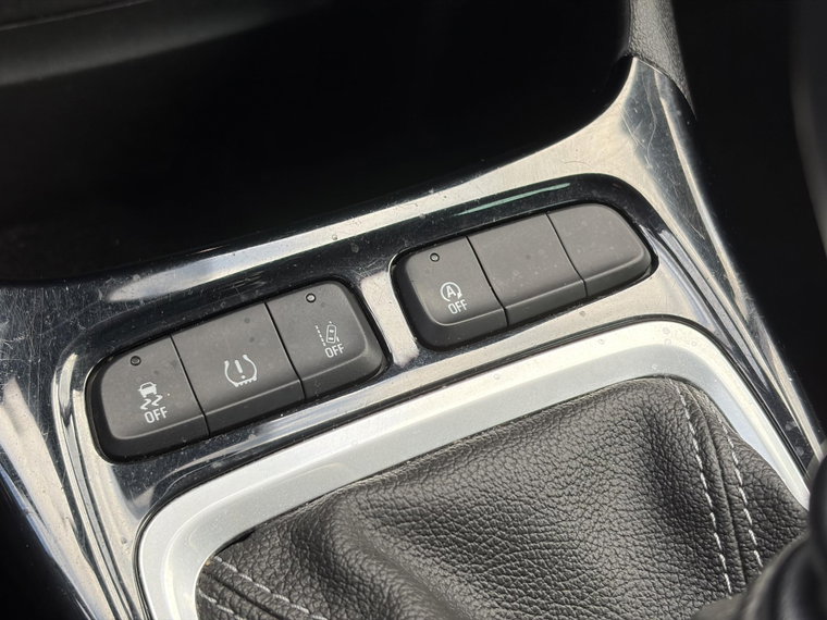 Vehicle Image 26