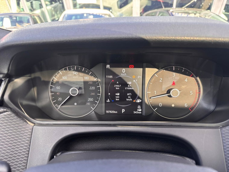 Vehicle Image 17