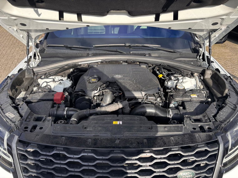 Vehicle Image 38