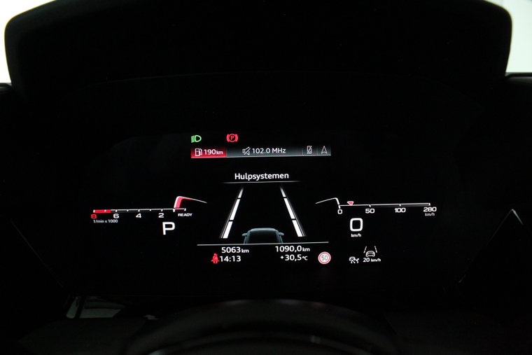 Vehicle Image 13