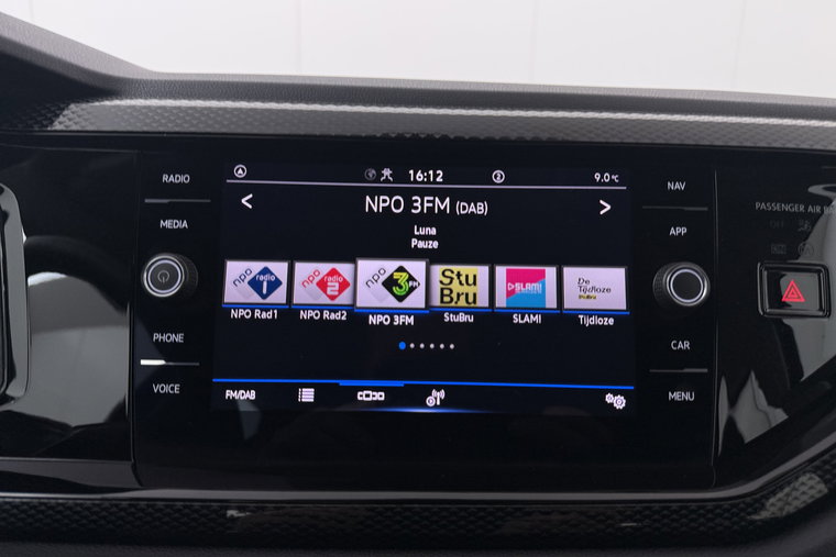 Vehicle Image 21