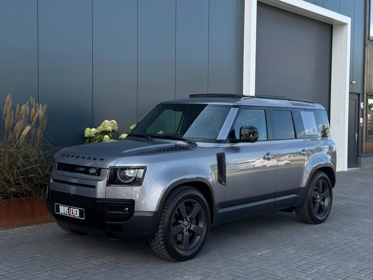 Vehicle Image 32