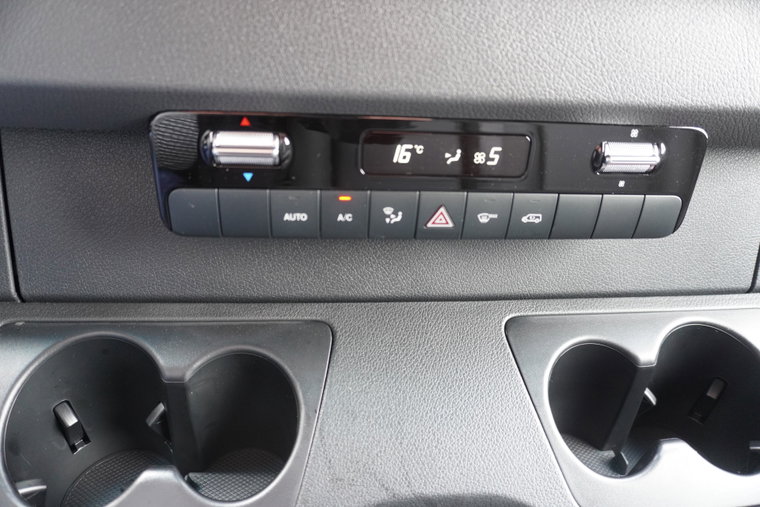 Vehicle Image 24