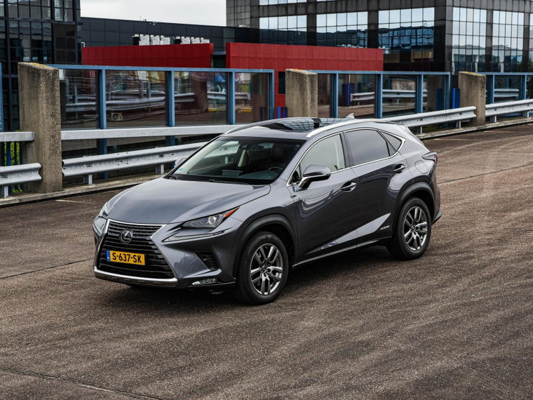 Vehicle Image 8