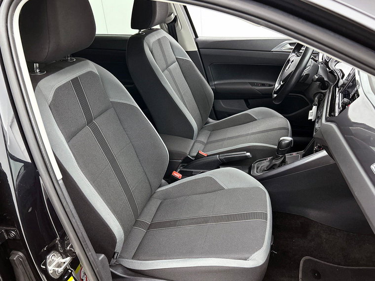 Vehicle Image 41