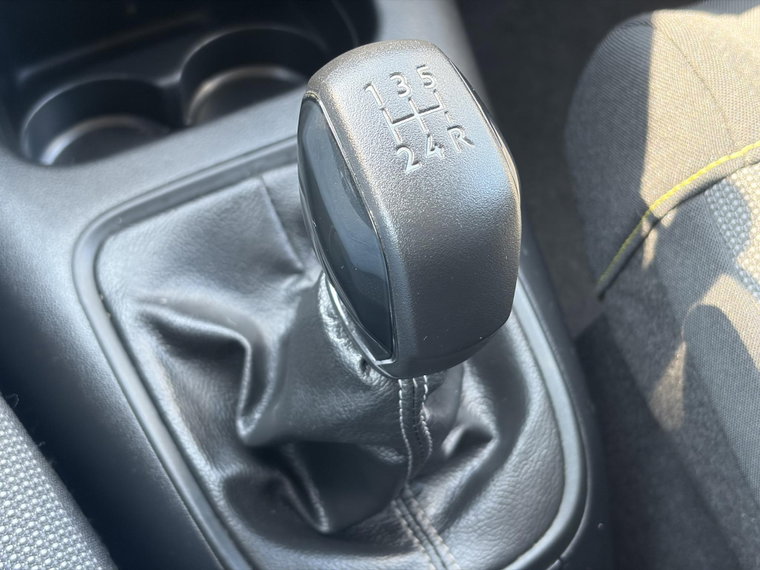 Vehicle Image 27